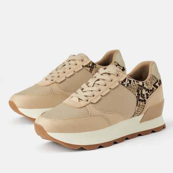 Zara snakeprint sneakers NWT - Picture 2 of 2